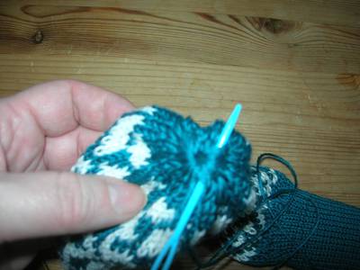 gathering the remaining mitten stitches