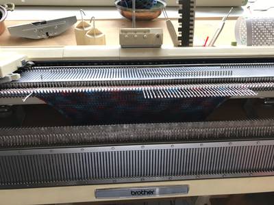 Sokkar hinn haellinn spegladur